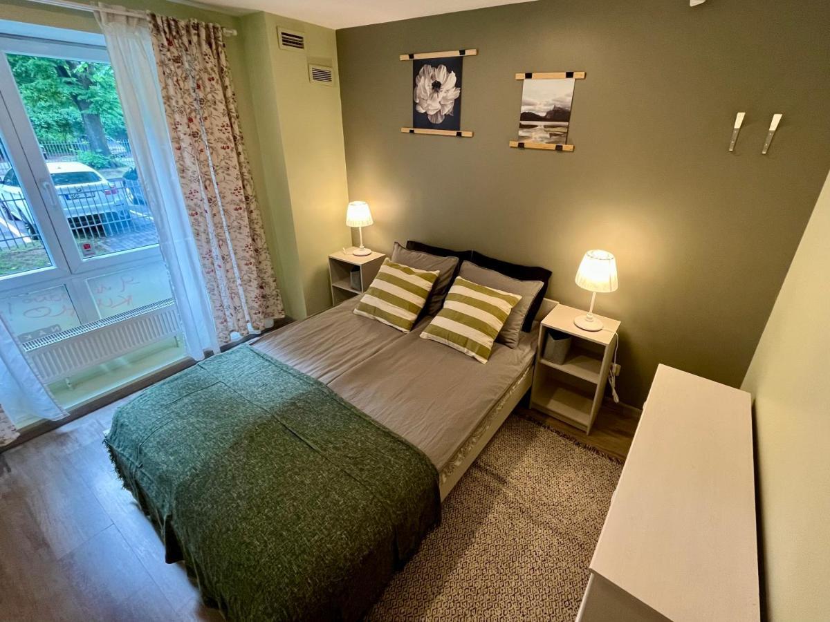 Cozy Vibes Like Home It Is Quiet Apartment With Three Bedrooms รีกา ภายนอก รูปภาพ