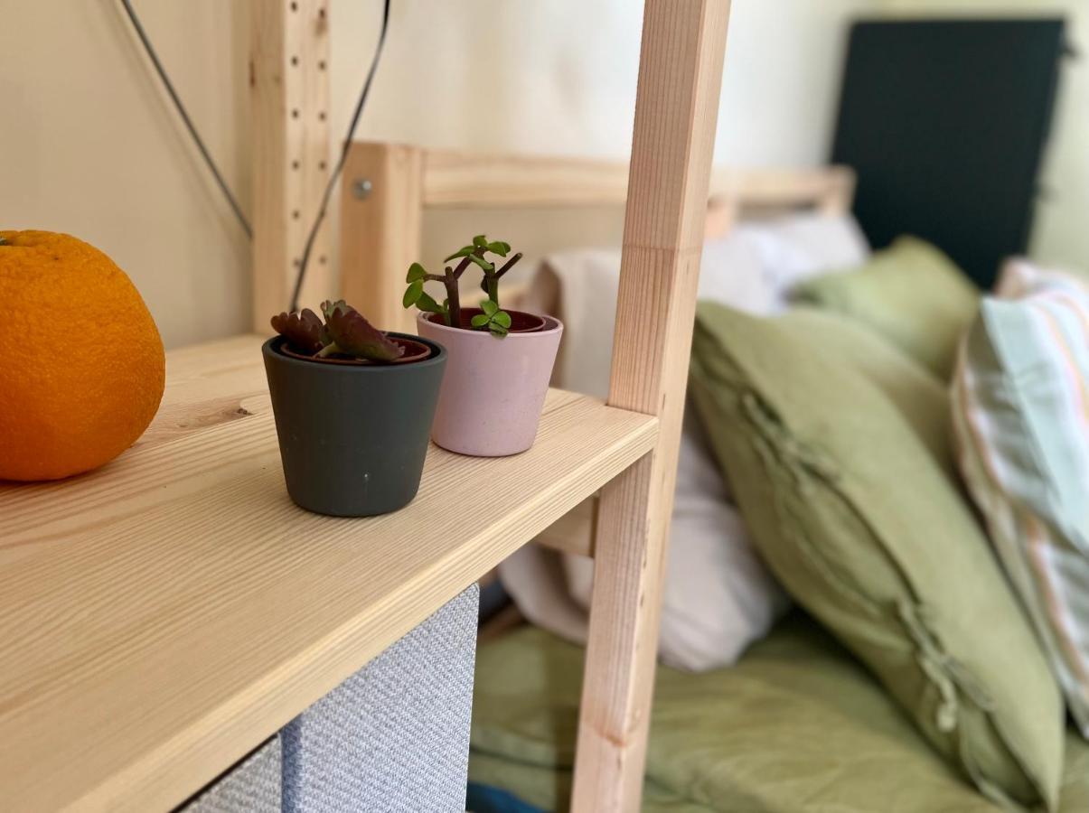 Cozy Vibes Like Home It Is Quiet Apartment With Three Bedrooms รีกา ภายนอก รูปภาพ