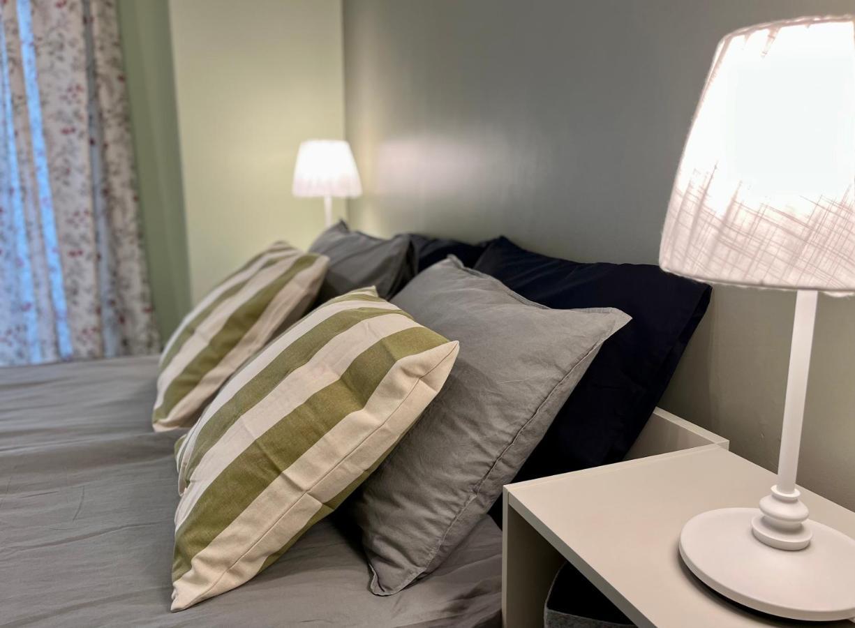 Cozy Vibes Like Home It Is Quiet Apartment With Three Bedrooms รีกา ภายนอก รูปภาพ